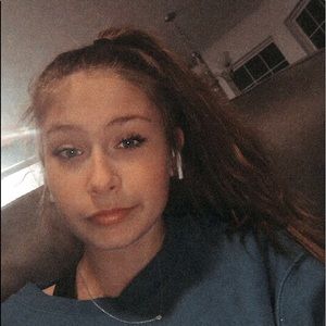 Meet your Posher, Gabbi